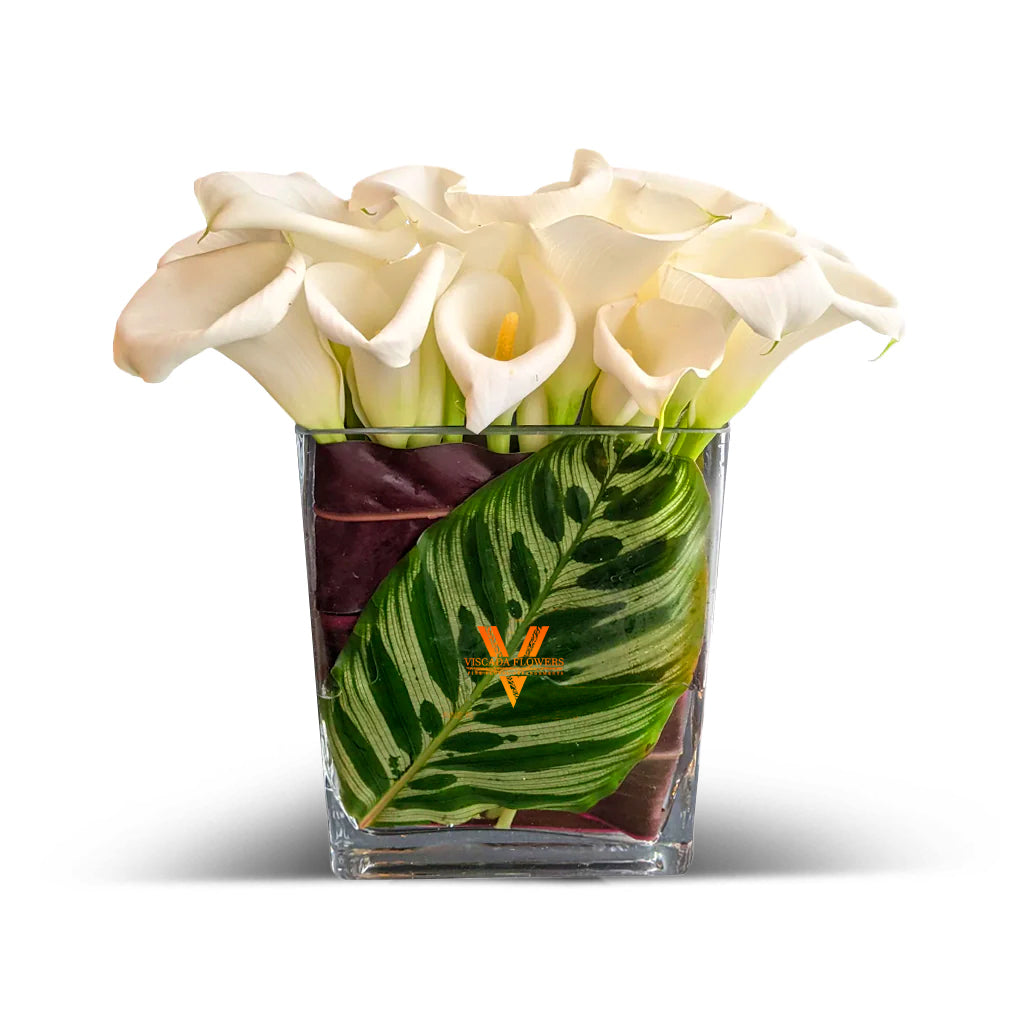 mini calla lily flower arrangement Mini Calla Lovers – VISCADA FLOWERS